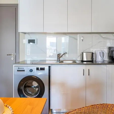 Sundrop - 1-bedroom W Terrace In Apartman