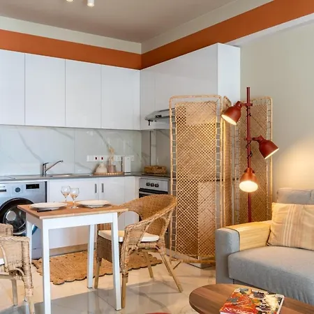 דירה Sundrop - 1-bedroom W Terrace In לרנקה