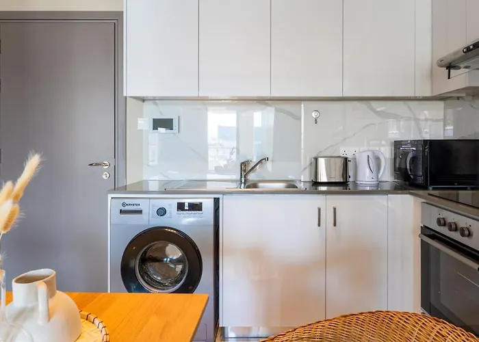 Sundrop - 1-bedroom W Terrace In Apartmán