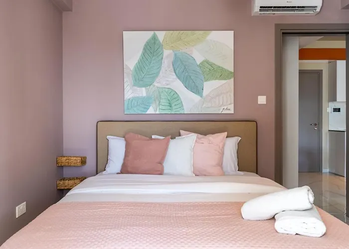 Sundrop - 1-bedroom W Terrace In Apartmán Larnaca